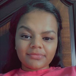 Meet your Posher, Shraddha